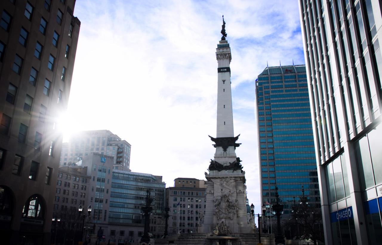 Frontdesk Penn Street Tower Apts Downtown Indy Apartment Indianapolis Exterior foto